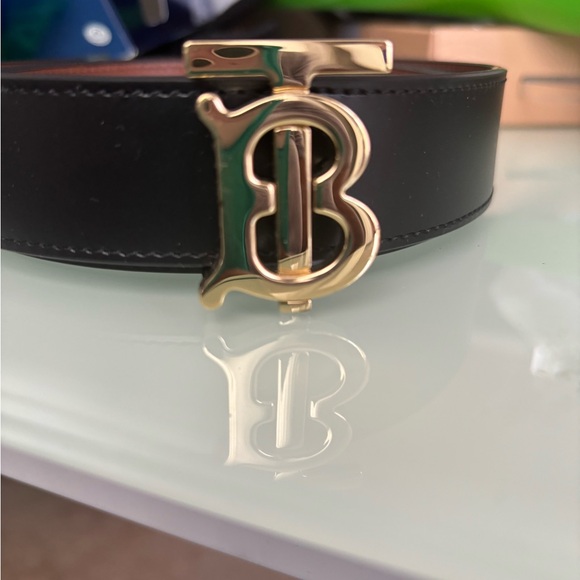 Burberry belt - Picture 3 of 7